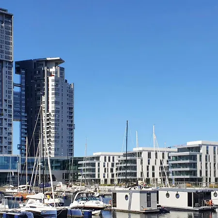 3 Bedroom Beautiful In בית נופש