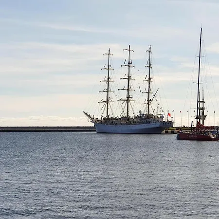 בית נופש 3 Bedroom Beautiful In *