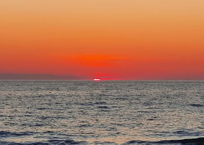 3 Bedroom Beautiful In Semesterbostad Gdynia